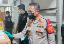 Polisi Gerebek Sebuah Gudang di Kalideres, Ya Ampun Ternyata... - JPNN.com