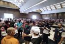Tinjau Pelaksanaan Vaksinasi, Anies Baswedan Senang Banget - JPNN.com