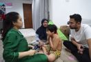 Rambutnya Dipotong Nagita Slavina, Rafathar Histeris - JPNN.com