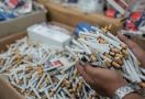 Temuan Lembaga Survei INDODATA: Peredaran Rokok Ilegal di Indonesia Sangat Masif - JPNN.com