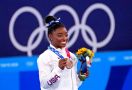 Simone Biles Akhirnya Tinggalkan Olimpiade Tokyo dengan Sumbangan Medali - JPNN.com