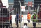 Warga Mendengar Ledakan dari Stasiun LRT, Para Pekerja Berhamburan, Menyelamatkan Diri - JPNN.com