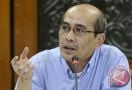 Faisal Basri: Jokowi Menghadiahi Rakyat dengan Inflasi - JPNN.com