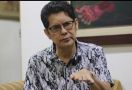 Dokter Boyke Berbagi Tips agar Pria Usia di Atas 40 Tahun Tetap Garang di Ranjang - JPNN.com