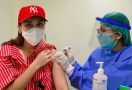 Vaksin Kedua, Ayu Ting Ting: Bismillah, Semoga Kita... - JPNN.com