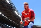 Usai Rebut Emas, Atlet Amerika Serikat Ini Dedikasikan Kemenangan untuk Sang Kakek - JPNN.com