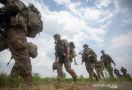 Lihat Itu, Sejumlah Tentara AS Usai Latihan Terjun Bersama Pasukan TNI AD - JPNN.com