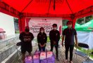 Ikhtiar Dokter Asal Makassar Mengurangi Beban Masyarakat di Tengah Pandemi, Sungguh Mulia - JPNN.com
