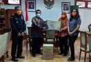 Bea Cukai Yogyakarta Memfasilitasi Pemberian Bantuan APD untuk Satgas Covid-19 Bantul - JPNN.com