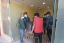 Jenazah Wanita Terbungkus Kardus di Cakung Dibawa ke Pemalang, Ini Harapan Keluarga - JPNN.com