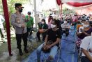 Komunitas Masyarakat Papua di Surabaya Divaksin Covid-19, Begini Pesan Irjen Nico Afinta - JPNN.com