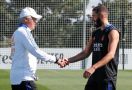 Tenang Real Madrid, Karim Benzema Enggak ke Mana-Mana - JPNN.com