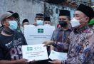 PWNU DKI Beri Bantuan Kepada Korban Kebakaran di Pulo Gadung - JPNN.com