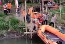 Mandi di Aliran Sungai Brantas, Dika Ditemukan Sudah Meninggal Dunia - JPNN.com