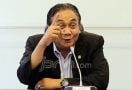 Pernyataan Terbaru Bambang Pacul soal Ganjar Pranowo, Dia Bersiul, Ha Ha Ha - JPNN.com