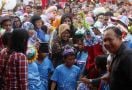 Keceriaan Anak-anak Dolly Ngabuburit Bareng Risma - JPNN.com