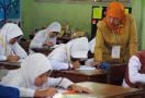 Lima Hari Sekolah, Tak Ada Lagi Murid Belajar di Madrasah Diniyah - JPNN.com