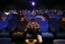 Bioskop CGV Kembali Beroperasi, Penonton Antusias - JPNN.com