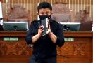 Hadapi Sidang Pemeriksaan Saksi, Ferdy Sambo Bawa Buku Hitam Lagi - JPNN.com