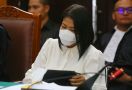 Beberkan Hal Meringankan, Tim Penasihat Hukum Mohon Putri Candrawathi Dibebaskan - JPNN.com