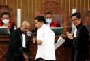 Momen Richard Bersaksi, Kubu Ferdy Sambo Bernada Tinggi, Hakim Menengahi, JPU Menimpali - JPNN.com