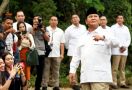 Elektabilitas Prabowo Melejit, Beda Jauh dengan Ganjar & Anies - JPNN.com