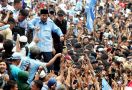 Prabowo Menerima Pangkat Jenderal Kehormatan, Muzani: Kami Kader Gerindra Merasa Bangga - JPNN.com