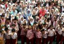 PTM Meningkat, Pemerintah Harus Buat Aturan soal Jajanan Anak - JPNN.com