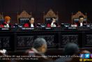9 Hakim MK Kompak Tolak Permohonan Prabowo - Sandi - JPNN.com