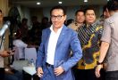 Ketua Komisi III DPR Minta Kapolri Usut Pembakaran Bendera PDIP - JPNN.com