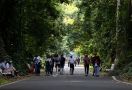 Libur Lebaran, 10 Ribu Pengunjung Padati Kebun Raya Bogor - JPNN.com