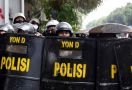 2 Demo Besar Warnai Jakarta Hari Ini, 7.766 Polisi Siaga, 8.000 jadi Cadangan - JPNN.com