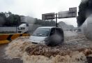 BMKG Pantau Taifun Surigae, Ada Siklon Tropis Lain Juga, Masyarakat Diminta Waspada - JPNN.com
