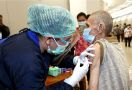 Jemaah Umrah yang Pakai Vaksin Ini, tak Perlu Karantina Masuk Arab Saudi - JPNN.com