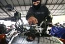 Detik-Detik Ibu Hamil Bikin Maling Motor Lari Tunggang-langgang - JPNN.com