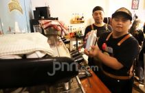 Pemberdayaan Penyandang Disabilitas dengan Keahlian Barista - JPNN.com