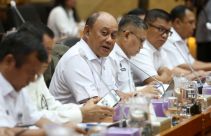 Kepala Badan Gizi Nasional RDP dengan Komisi III DPR - JPNN.com