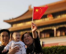 Kebijakan Tiga Anak Diperkenalkan di Tiongkok Untuk Mengurangi Masalah Populasi yang Menua - JPNN.com