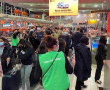 Antrean Panjang di Bandara Sydney dan Melbourne Menjelang Libur Akhir Pekan Panjang Merayakan HUT Ratu Elizabeth - JPNN.com