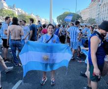 Orang Indonesia Pencinta Timnas Argentina Rayakan Kemenangan di Buenos Aires - JPNN.com