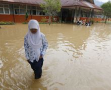 Bima Banjir Lagi, Ribuan Orang Mengungsi - JPNN.com