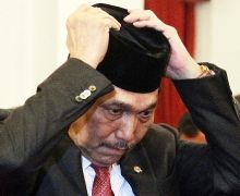 Kiprah Luhut Dianggap Menghambat Pencapaian Nawacita Jokowi - JPNN.com