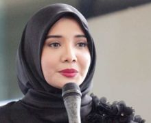 Sang Kakak Meninggal, Zaskia Sungkar tak Tega Pajang Foto - JPNN.com