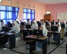 Sekolah Jangan Tarik Pungutan untuk UNBK - JPNN.com