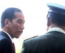 Jokowi-Panglima TNI Bahas Info 5.000 Senjata, Ini Hasilnya - JPNN.com