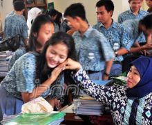 Bantuan Operasional SMA/SMK tak Jelas - JPNN.com