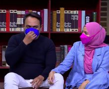 Sejak Berhijab, Meisya Siregar Sebut Suaminya Makin Bergairah di Ranjang - JPNN.com