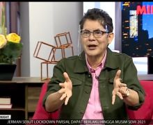 Kata Dokter Boyke, Gaya Lotus Bikin Pasutri Makin Bergairah di Ranjang - JPNN.com