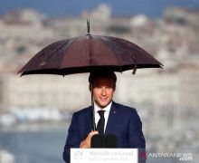 Presiden Prancis Macron Janjikan Rp 167 M untuk Negara Islam Ini - JPNN.com