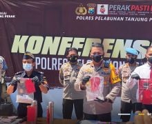 Bea Cukai dan Polres Tanjung Perak Ungkap Modus Penyelundupan Sabu dari Malaysia - JPNN.com